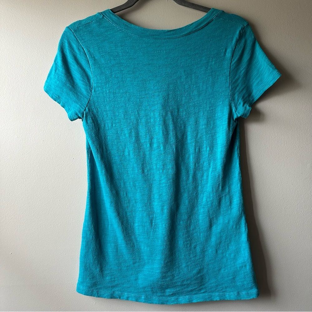 Old Navy Short Sleeve V-Neck Cotton Tees Purple and Turquoise Size M Y2K Lounge - Picture 5 of 14
